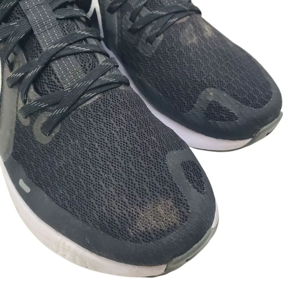 Nike shoes legend